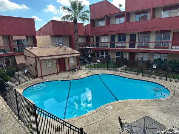 3243 Nacogdoches #906, San Antonio, TX 78217