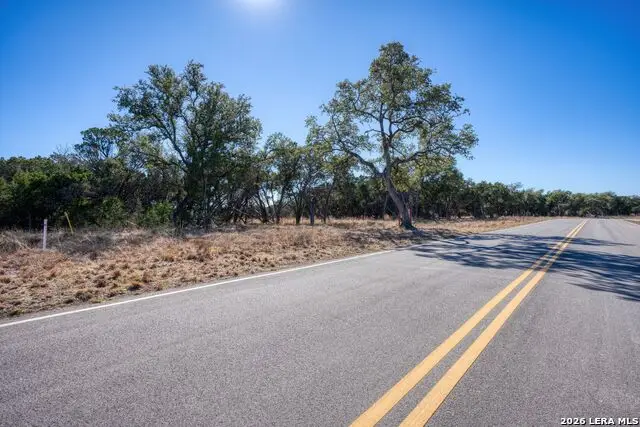 LOT 2 Vaquero Pass, Boerne, TX 78006 - #1