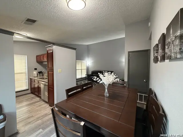 5210 Meadow Rise St, San Antonio, TX 78250 - Image #2