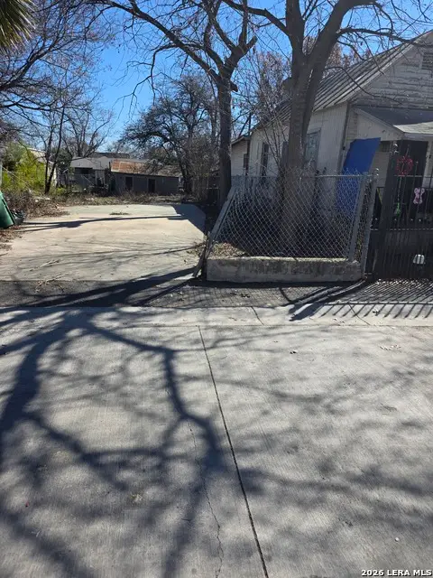 108 San Martin, San Antonio, TX 78207 - Image #2