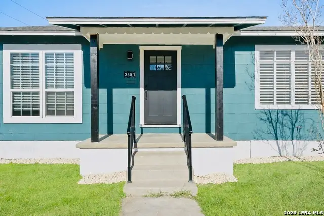 2551 W Summit Ave, San Antonio, TX 78228 - #1