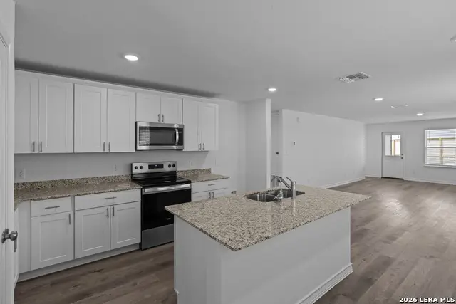 4061 Bermuda Ln, Seguin, TX 78155 - Image #3