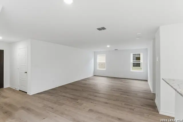 4142 Bermuda Ln, Seguin, TX 78155 - Image #2