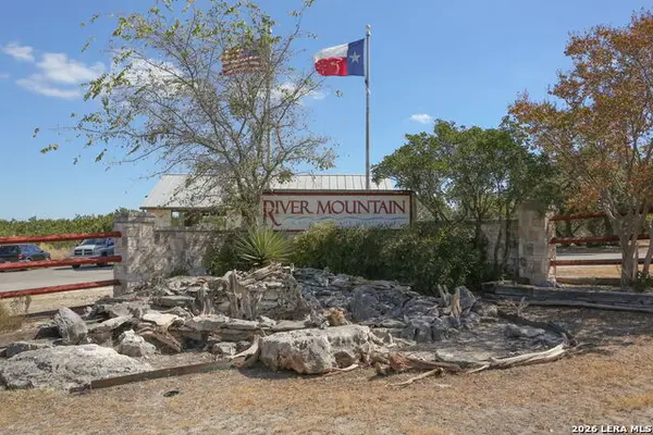 116 Sunrise Dr, Boerne, TX 78006