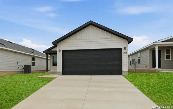 4060 Bermuda Ln, Seguin, TX 78155