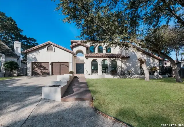 9226 Honey Creek Dr, San Antonio, TX 78230 - Image #2