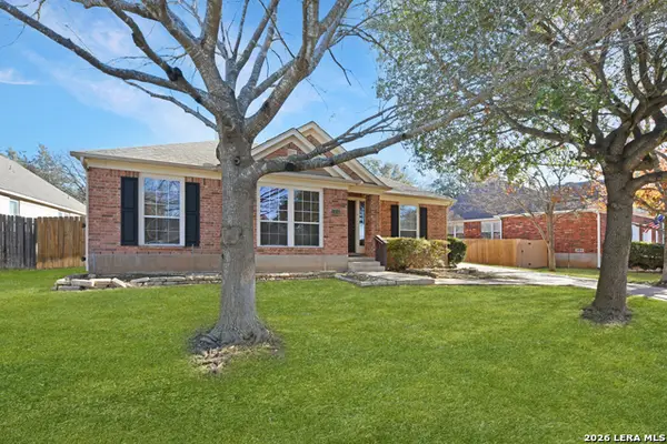 1936 Oak, New Braunfels, TX 78132