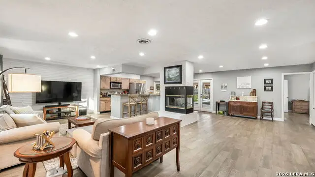 110 Canyon Creek Dr, Hollywood Park, TX 78232 - #3