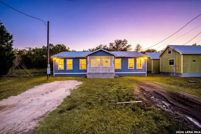 289 Chaparral Dr, Bandera, TX 78003 - #1