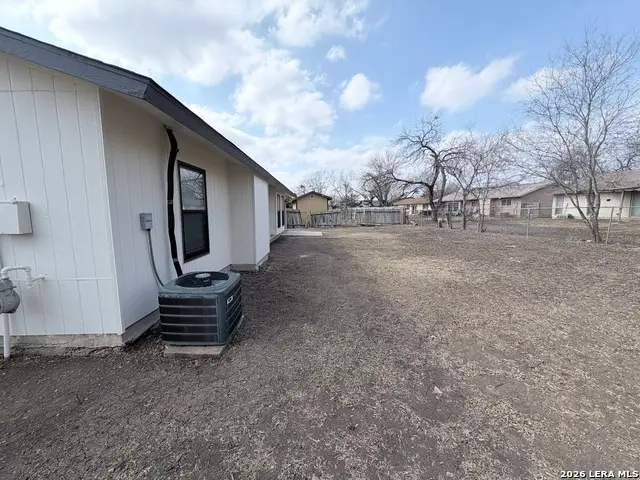 9002 Clipper, San Antonio, TX 78242 - #3