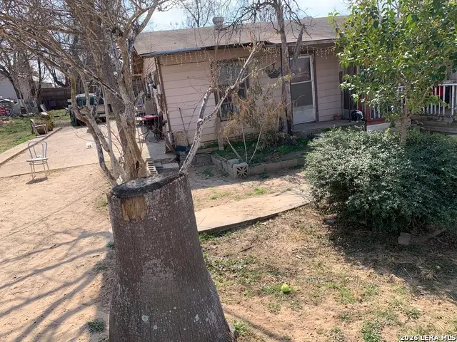 4254 Twin Vly, Von Ormy, TX 78073 - #2