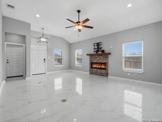 11319 Par One, San Antonio, TX 78221 - #1