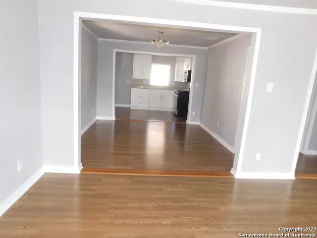 417 E Huff Ave, San Antonio, TX 78214 - #3