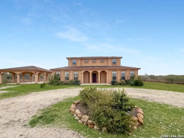 2211 Old Lehmann Rd, Seguin, TX 78155 - #1