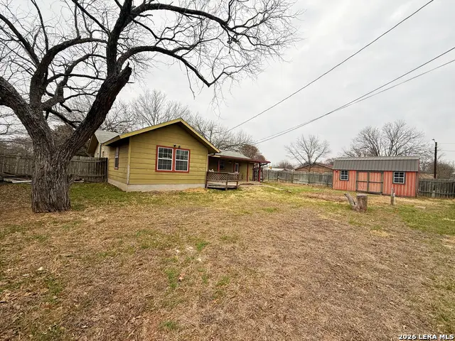 607 N Bowie, Fredericksburg, TX 78624 - #2