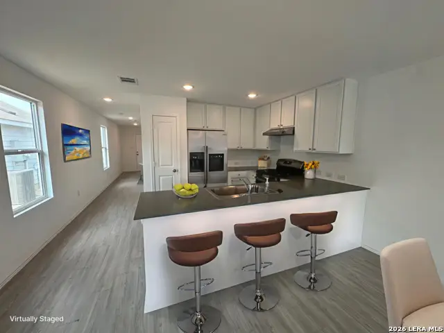 6926 Biotite Rdg, Elmendorf, TX 78112 - #2