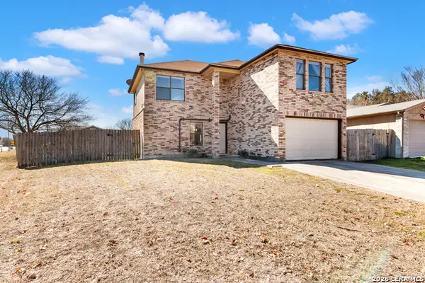 6858 Eden Grove, Converse, TX 78109