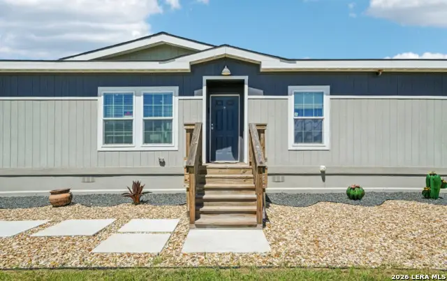 5750 Fm 541, Floresville, TX 78114 - #1