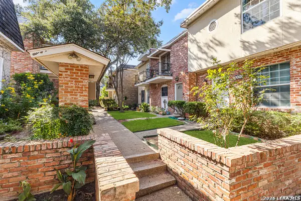 6718 Callaghan #APT 206, San Antonio, TX 78229
