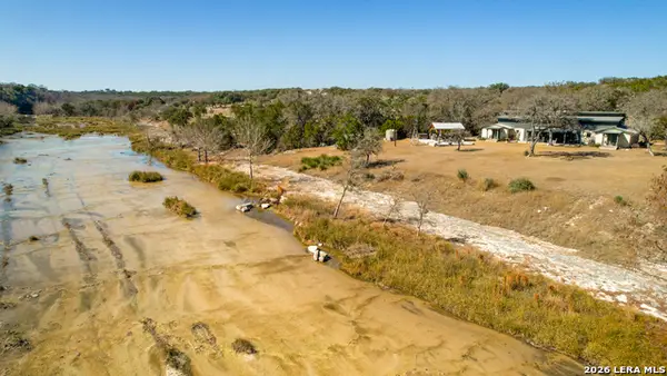 196 Rock Bottom Rd, Hunt, TX 78024