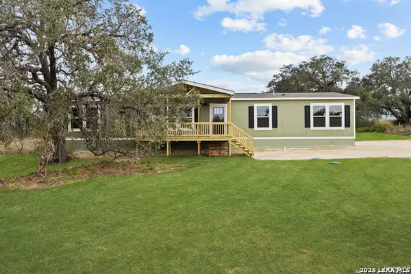 2711 Fm 1332, Jourdanton, TX 78026