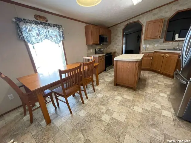 311 E Frio St, Dilley, TX 78017 - #1