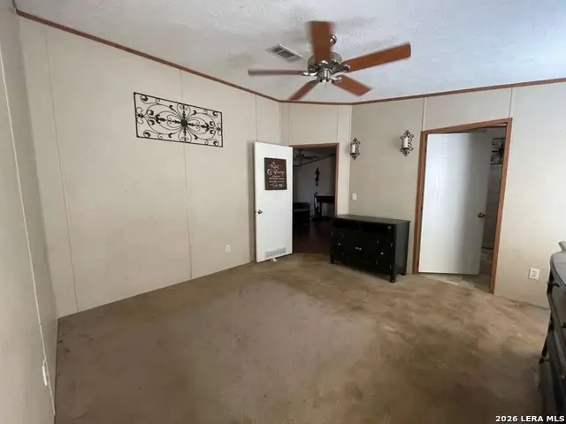 311 E Frio St, Dilley, TX 78017 - #3