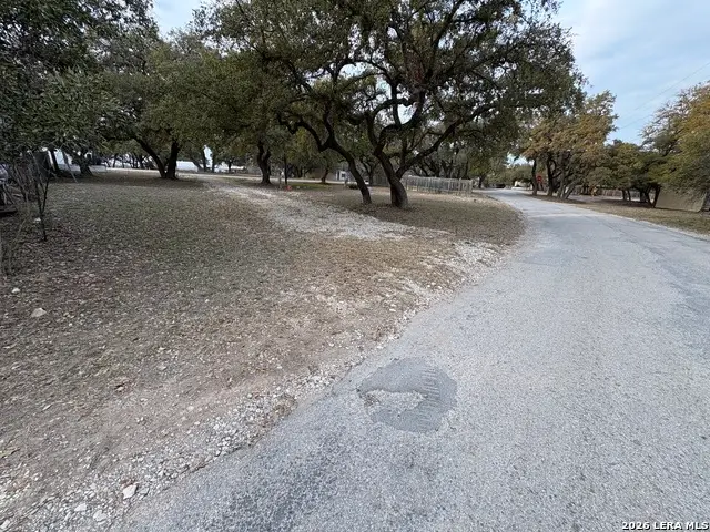 138 Lakeshore Dr S, Bandera, TX 78003 - #3