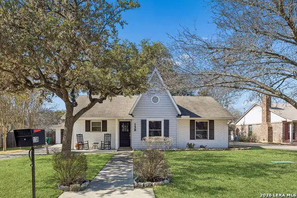 138 Oak Grove Dr, Boerne, TX 78006