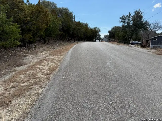 2192 Waterfront Park Dr, Canyon Lake, TX 78133 - #3