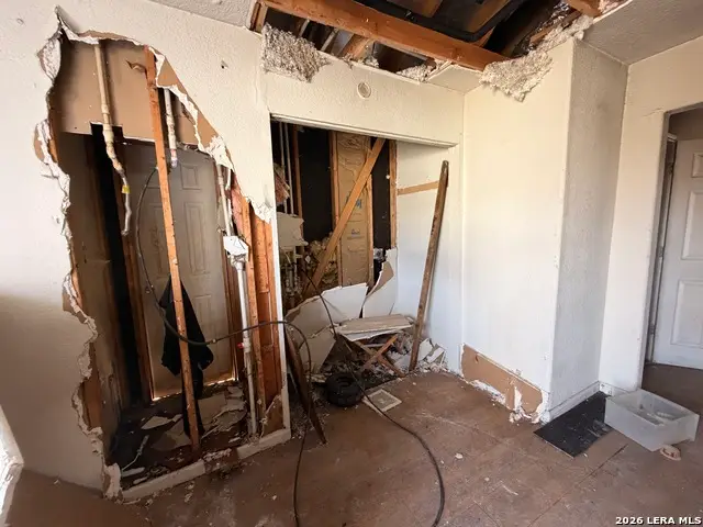 2913 Tampico, San Antonio, TX 78207 - #3