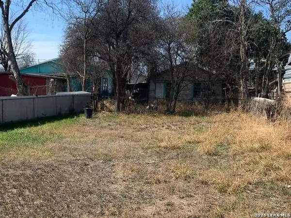 2229 S Trinity, San Antonio, TX 78207