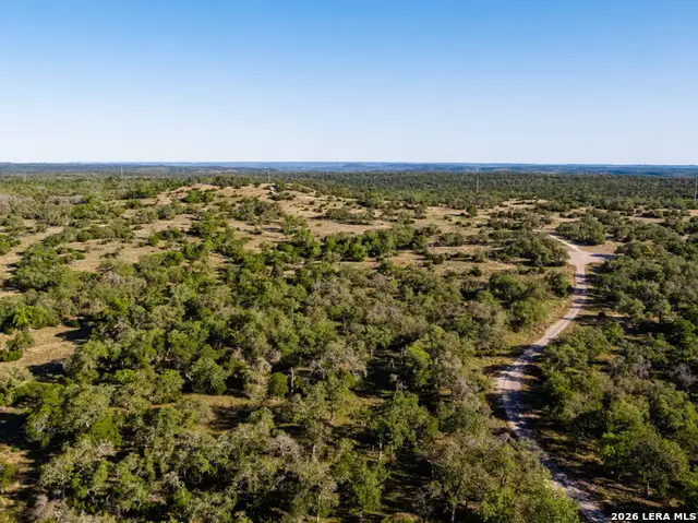 144 N Derby Ct, Kerrville, TX 78028 - #3