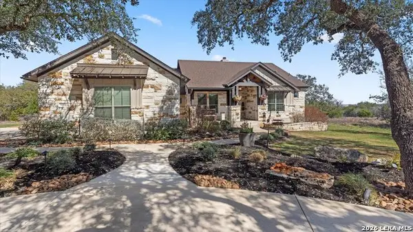 619 Cambridge, New Braunfels, TX 78132