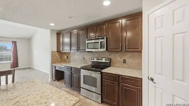 2724 Scarlet Tanger, New Braunfels, TX 78130 - #3