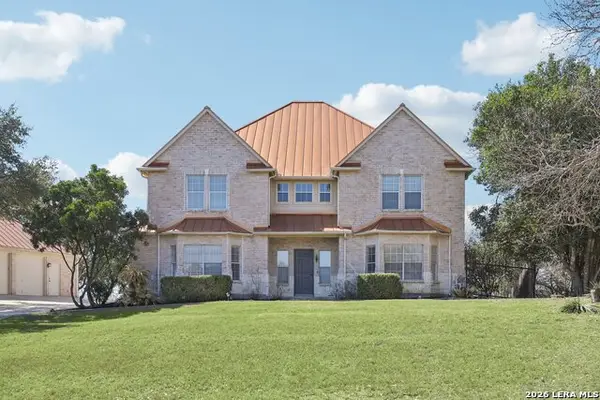 6610 E Kings Crown, San Antonio, TX 78233