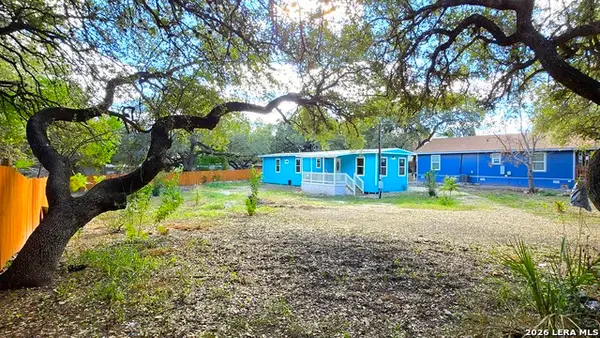 188 Sundown, Poteet, TX 78065