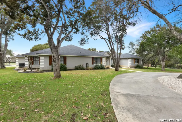 384 Hunters Creek, New Braunfels, TX 78132 - #3