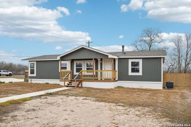 101 Natchez, Poth, TX 78147 - #2