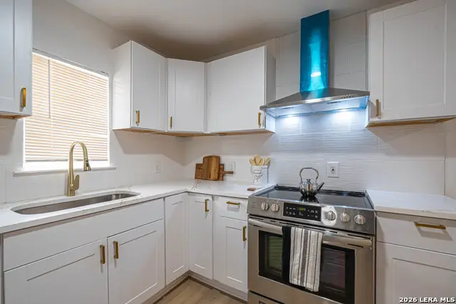 303 Victor, San Antonio, TX 78209 - #2