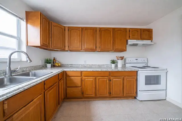 1516 Mexico, Castroville, TX 78009 - #2