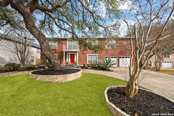 1426 Summit, San Antonio, TX 78258