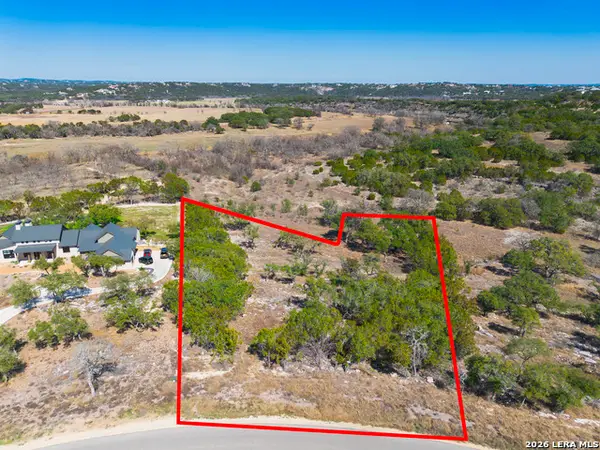 1926 Paradise Pkwy, Canyon Lake, TX 78133