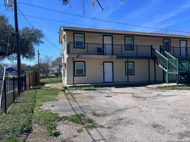728 S Guadalupe, Seguin, TX 78155 - #2