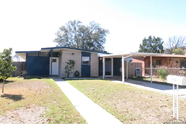 710 Karen Ln, San Antonio, TX 78218