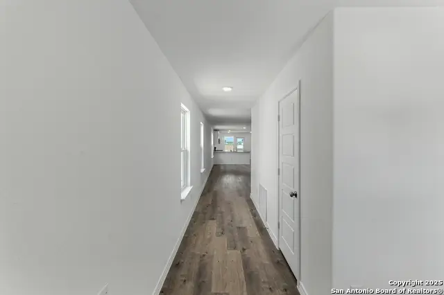 963 Bluegrass Pt, New Braunfels, TX 78130 - #3