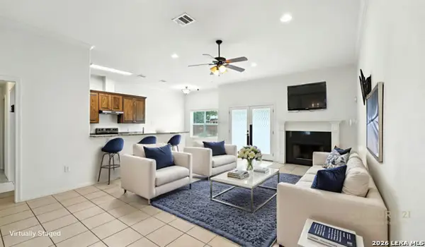 637 Topaz, Seguin, TX 78155