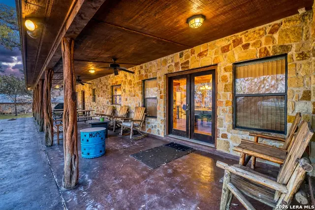 206 S River Place Rd, Rio Frio, TX 78879 - #3