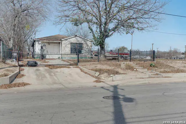 119 J, San Antonio, TX 78210 - #1