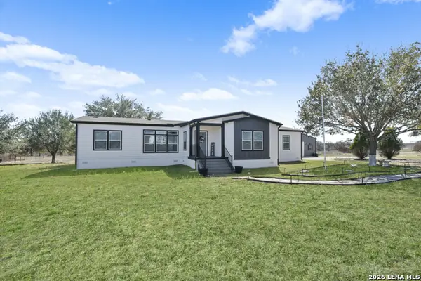 175 Ranch Country, La Vernia, TX 78121